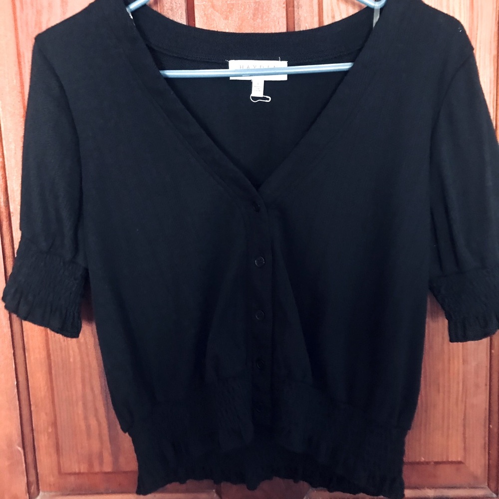 Black crop top button up